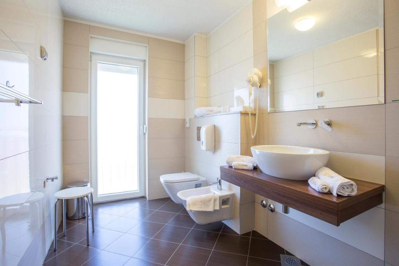 Residence Villa Karda Пореч Екстер'єр фото
