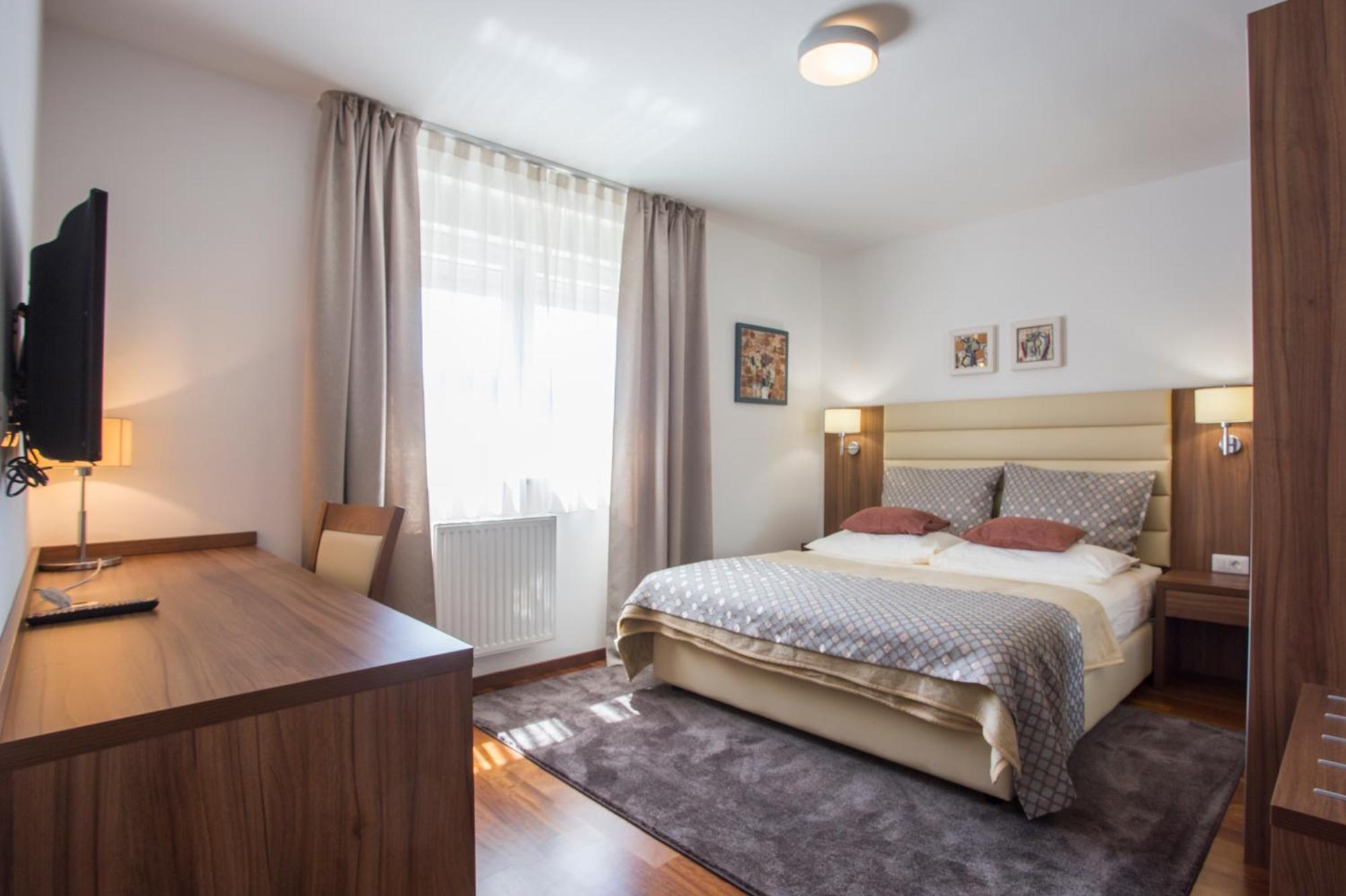 Residence Villa Karda Пореч Екстер'єр фото