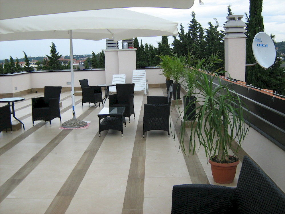 Residence Villa Karda Пореч Екстер'єр фото