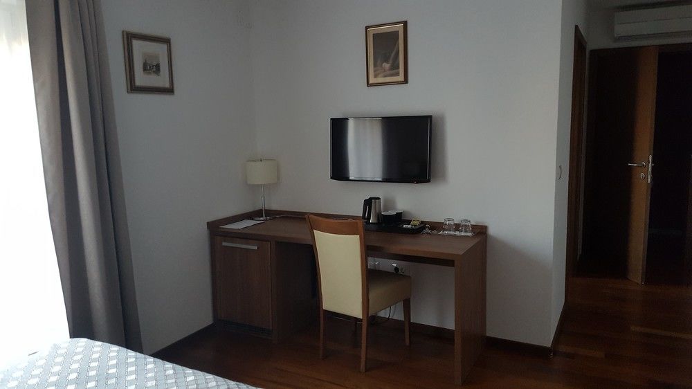 Residence Villa Karda Пореч Екстер'єр фото